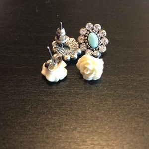 2 pairs  teal and rose earrings